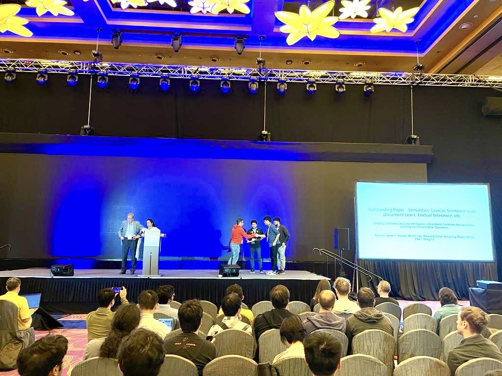 EMNLP_outstanding